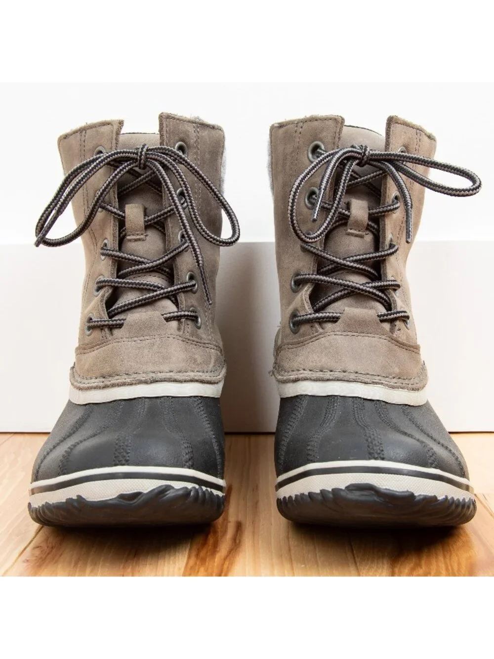 LIKE NEW Sorel Women's Slimpack II Lace Boots